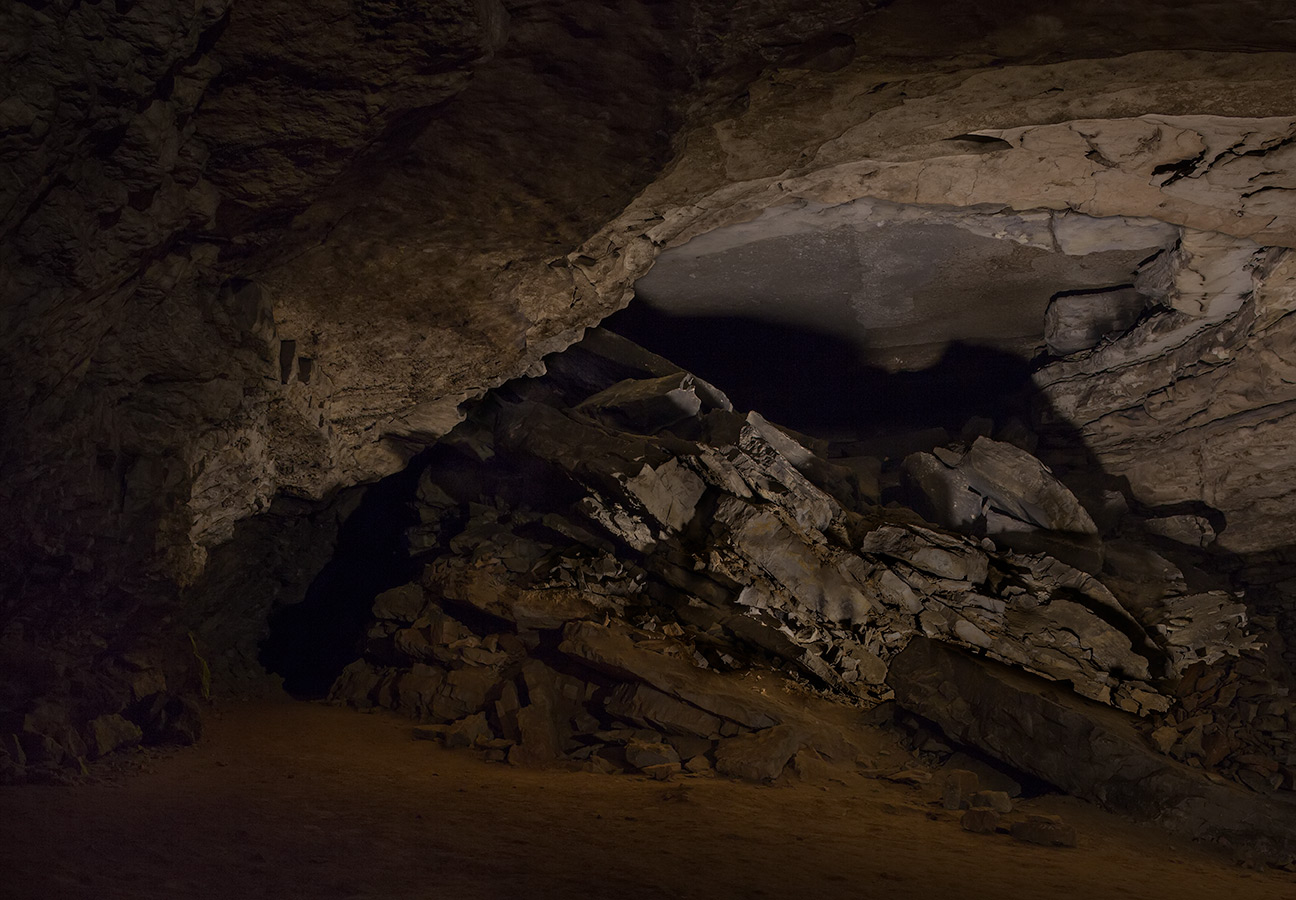 Image from Through Darkness to Light: Photographs Along the Underground Railroad