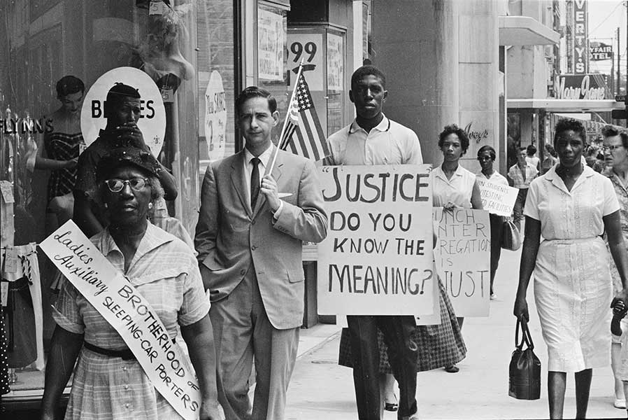 Jim Peppler, Martin Luther King, Jr., speaking to an audience at Brown Chapel in Selma, Alabama, Selma, AL, 1966; photograph, 13 x 8 5/8 inches; Courtesy Alabam