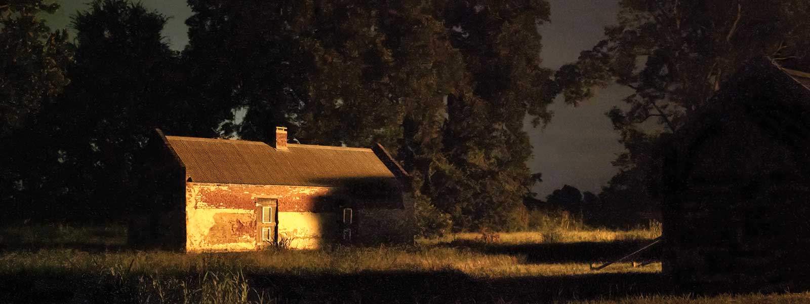 Extended Tour! – Through Darkness to Light: Photographs Along the Underground Railroad
